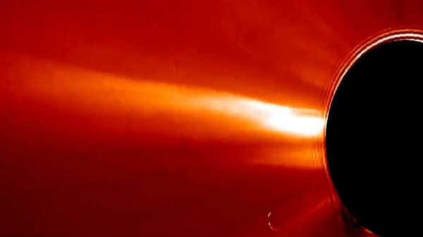 சூரியனுக்கு அருகே ஏலியன் ஸ்பேஸ்ஷிப்: