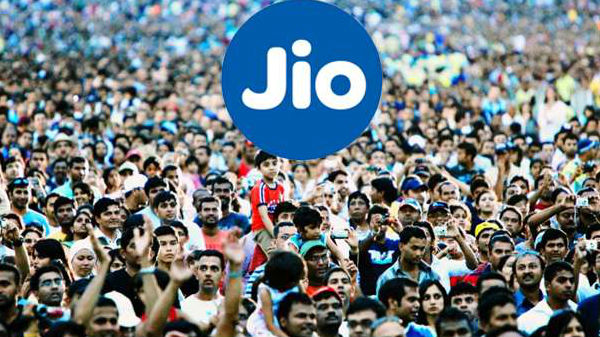 ரிலையன்ஸ் ஜியோ ரூ.4,999 ப்ரீபெய்ட் திட்டம்