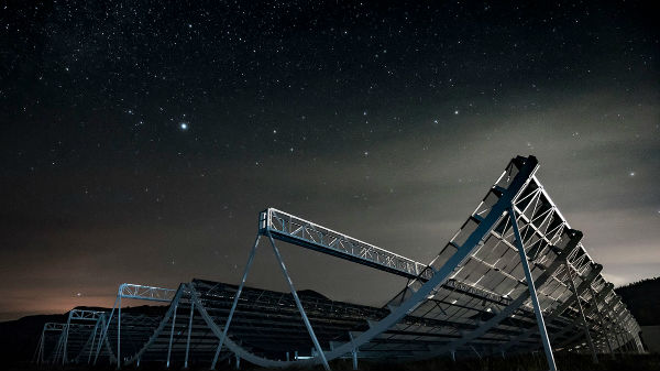 ரேடியோ சிக்னல் பின்னால் உள்ள செய்தி என்னவாக இருக்கும்?