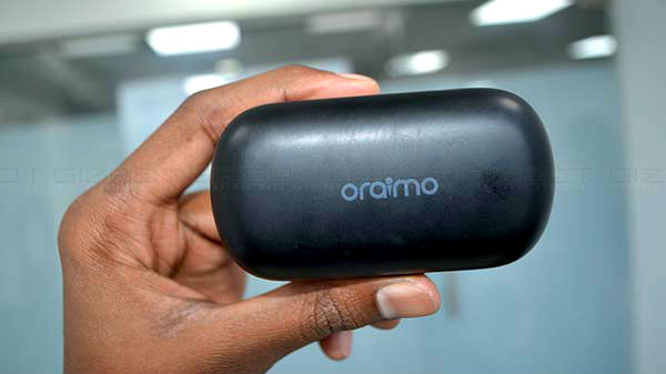 24 மணி நேர சார்ஜிங் கேஸ் 