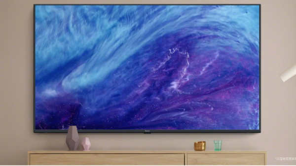 அசத்தலான ஸ்கிரீன்: