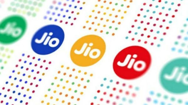 ஜியோ ஜிகாஃபைபர் முன்பதிவு செய்வது எப்படி?