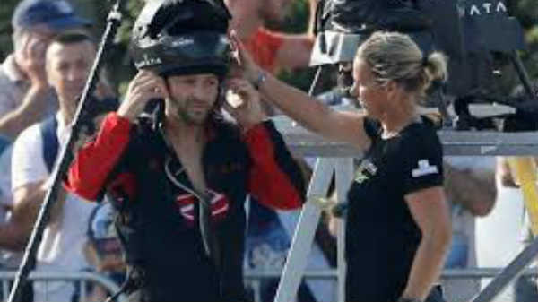 பெரிய இறங்கு தளத்தை சபடா குழு உருவாக்கியிருந்தது