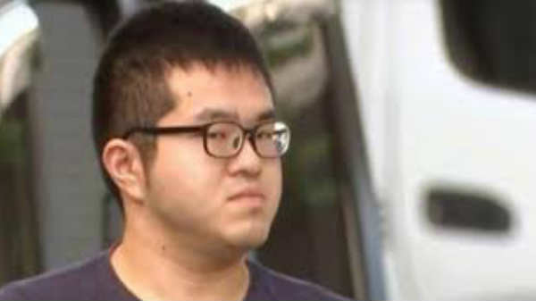 போலீசார் கைது செய்தனர்: 