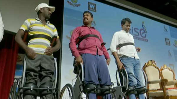 மாற்றுத்திறனாளிகள் எழுந்து நிற்க உதவும் வீல்சேர்: சென்னை ஐஐடி.! மாற்றுத்திறனாளிகள் எழுந்து நிற்க உதவும் வீல்சேர்: சென்னை ஐஐடி.!