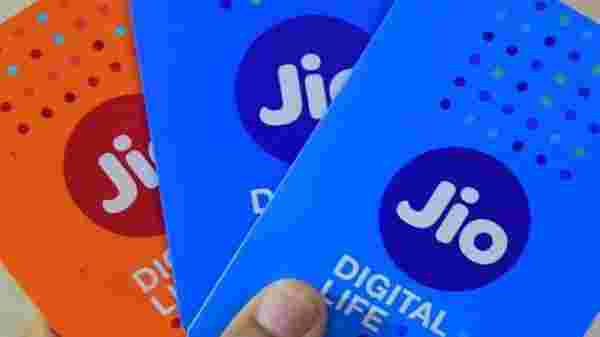 ரிலையன்ஸ் ஜியோ ரூ.399 ப்ரீபெய்ட் திட்டம்