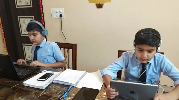 ஆன்லைனில் வகுப்பு எடுப்பதைத் தடுக்க முடியாது