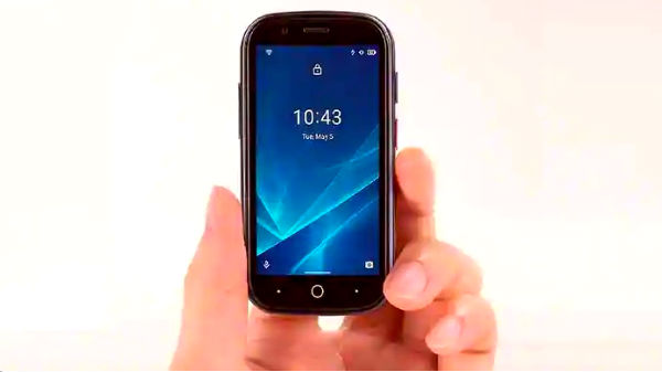 உலகின் மிகச் சிறிய 4 ஜி போன் 