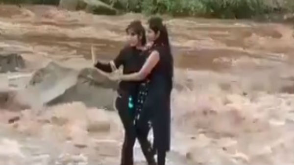 செல்பி எடுக்க முடிவு