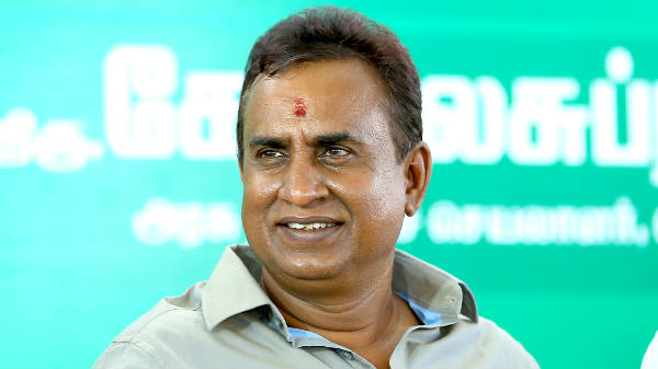 எஸ்.பி.வேலுமணி