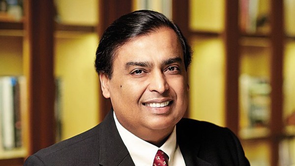 ட்டியலில் 4-வது இடத்திற்கு வந்துள்ளார். குறிப்பாக உலக பணக்