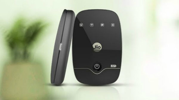 நம்பர் ஒன் இடத்தை பிடித்த ஜியோ