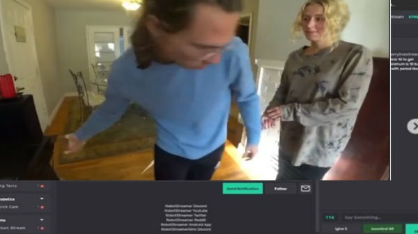 மக்கள் பார்வைக்காக லைவ் ஸ்ட்ரீம்