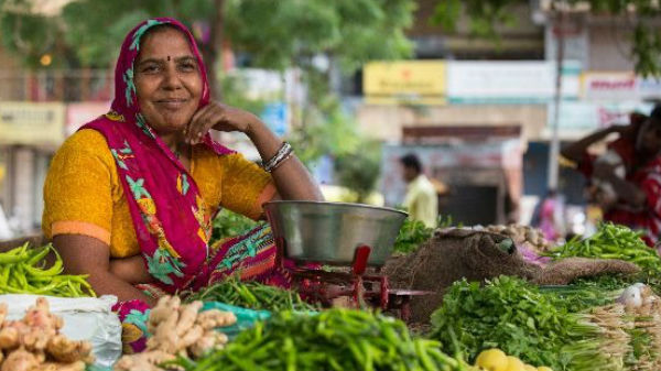 உதவும் வகையில் பிரதமரின் 