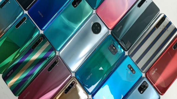 அடுத்தடுத்து ஸ்மார்ட்போன்கள் அறிமுகம்