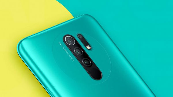 2 ஜிபி ரேம் மற்றும் 32 ஜிபி சேமிப்பு வசதி 