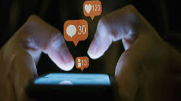 இவர் மீது வ