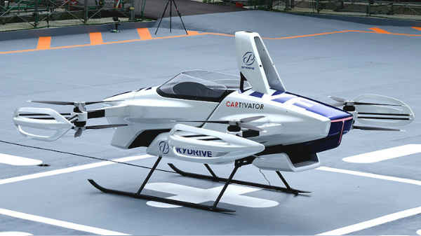 அடுத்த இலக்கு இரண்டு இருக்கைகள் கொண்ட பறக்கும் கார் 