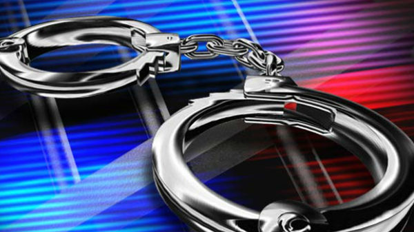 நொய்டாவில் பெண் ஒருவர் புகார்