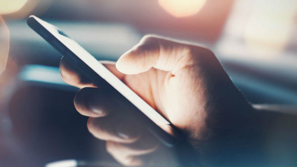 மாணவர்களுக்கு 10ஜிபி இலவச டேட்டா.! ஆனால் கதையே வேறு.!