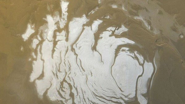 மூன்று பிரகாசமான பகுதிகள்