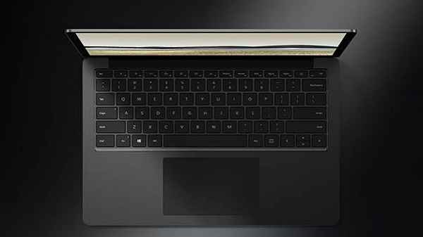 பிளாட்டினம், ஐஸ் ப்ளூ, பாபி ரெட்