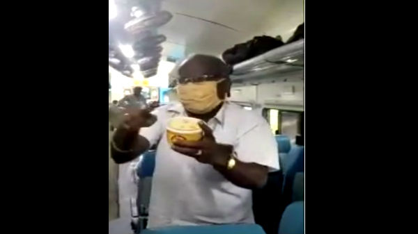 சிறப்பு ரயில்களில் வழங்கப்படும் உணவு விலை