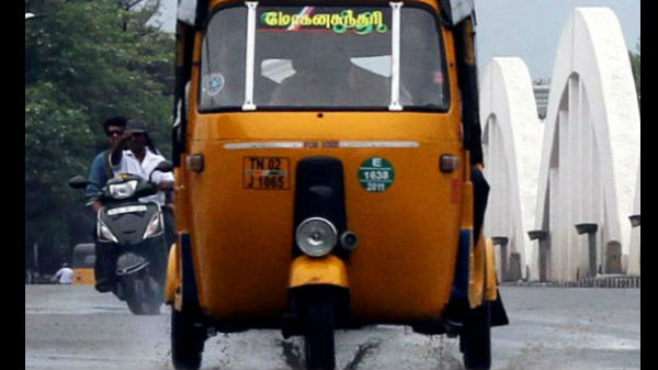 ஆட்டோ டிரைவர்களை தான் தேடுவோம் 