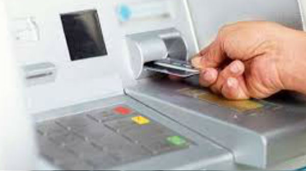 தோல்வியுற்ற ஏடிஎம் பரிவர்த்தனைகளுக்கு கட்டணம் 