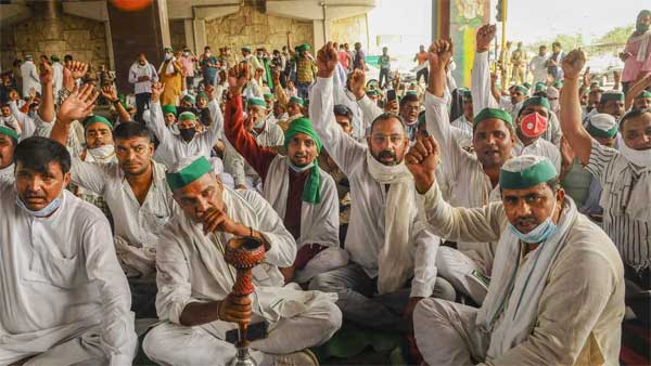 அதானி, அம்பானி தயாரிப்புகள் புறக்கணிப்பு