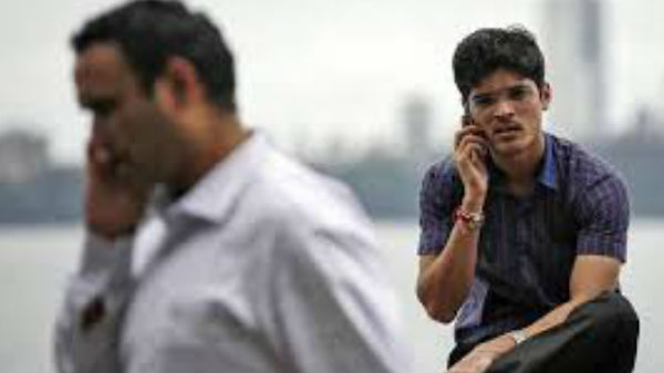 குடும்பத்துடன் இணைந்திருப்பதே ஸ்மார்ட்போன் மூலம் தான் 