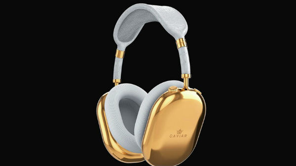 கைகளில் கோல்ட் ஓயிட் வேரியண்டிற்கு 750 தங்கம் மற்றும் வெள்ளை 