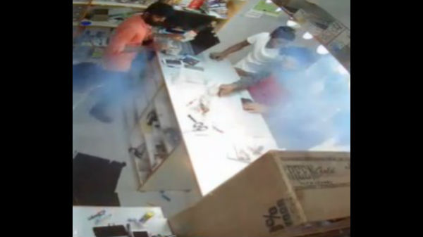 20 செல்போன்கள் வெடிப்பதாக தகவல்கள்