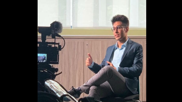 அதிக நேரம் செலவிட்டதாகக் கூறினார்