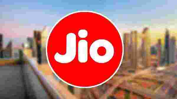 ஜியோ ரூ.599 போஸ்ட்பெய்ட் பிளஸ் திட்டம்