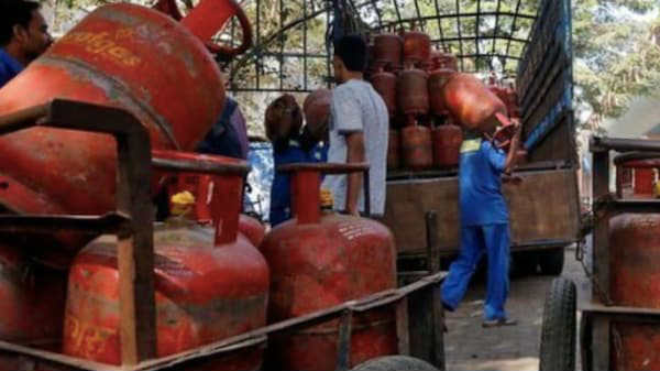 மெனுவுக்குச் சென்று Give your 