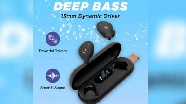  இயர்பட்ஸ் மாடல் ஆனது 