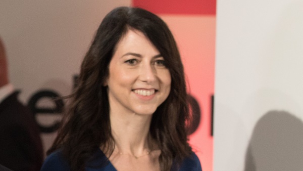 விவாகரத்து பெற்ற மெக்கன்ஸி