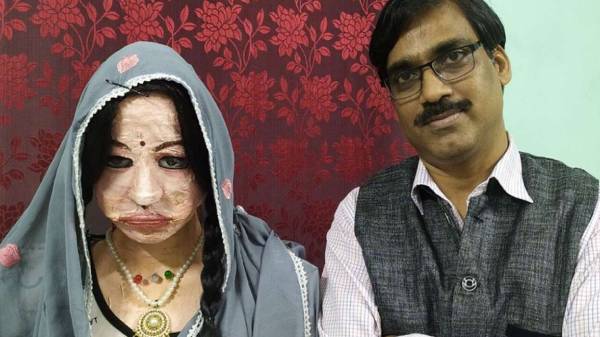 ஷாலு என்ற மனித வடிவிலான ரோபோ