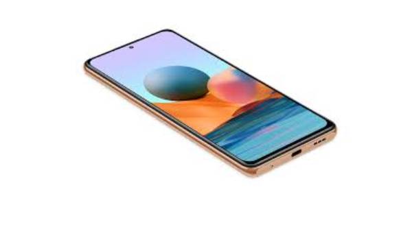  6.43-இன்ச் சூப்பர் AMOLED எப்எச்டி பிளஸ் டிஸ்பிளே 