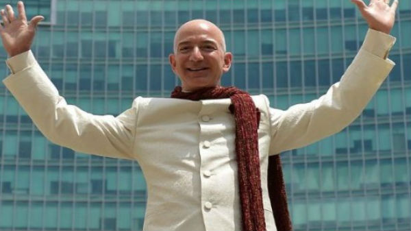 நிர்வாக தலைவராக அங்கம் வகிக்கும் பெசோஸ்