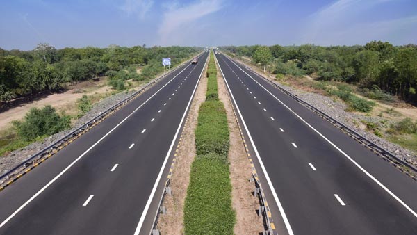 தனிநபர் அல்லது குழுவாக சாலை