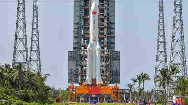 எப்போது இது பூமியில் விழும் என்று எதிர்பார்க்கப்படுகிறது?