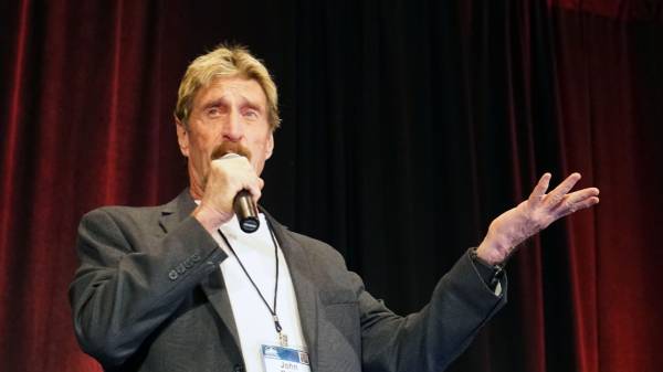 McAfee என அவரது பெயரைக் கொண்ட அந்த