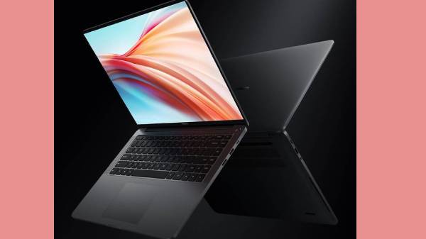 ஸ்15 மாடல் ஆனது 15.6-இன்ச்