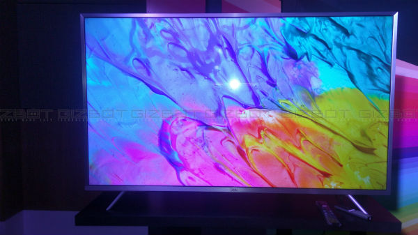iFFALCON 32-inch HD ஆண்ட்ராய்டு ஸ்மார்ட்டிவி