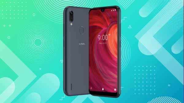 முதல் ஸ்மார்ட்வாட்ச் அறிமுகம் செய்ய திட்டம்