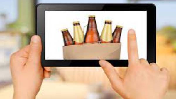  ஏமாற்றப்பட்டிருப்பதையே அறிந்து அதிர்ந்திருக்கிறார். வெளிவந்த