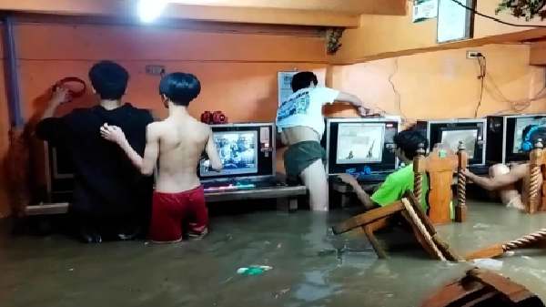 இது ஆன்லைன் கேமிங் மீதான ஆர்வமா அல்லது அடிமைத்தனமா?