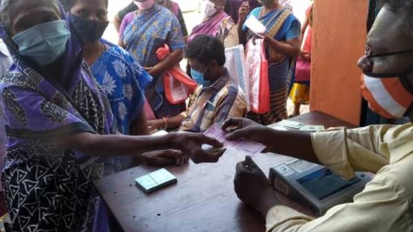 இந்த மூன்று வகை ரேஷன் அட்டை பயனர்களுக்கு மட்டுமே உதவி தொகை கிடைக்கும்